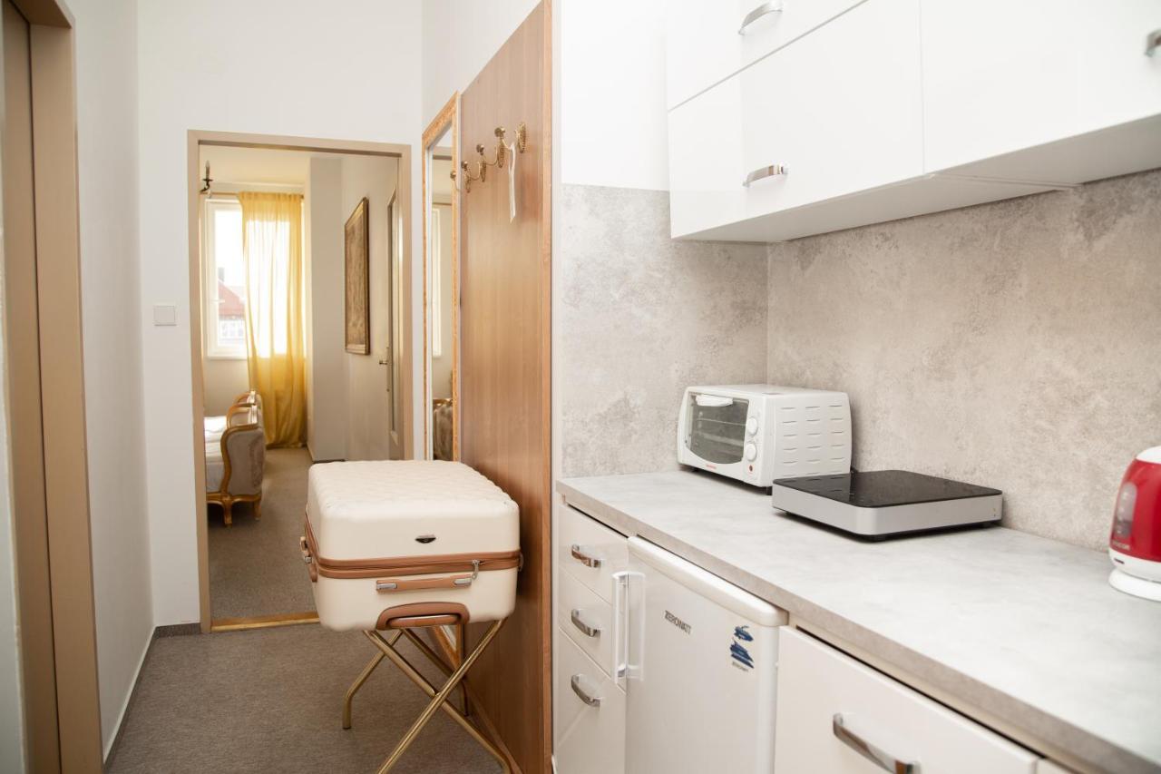 Bank Invest Apartmens - Old Town Apartment Prague Exterior photo