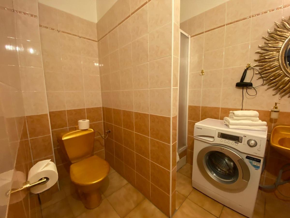 Bank Invest Apartmens - Old Town Apartment Prague Exterior photo